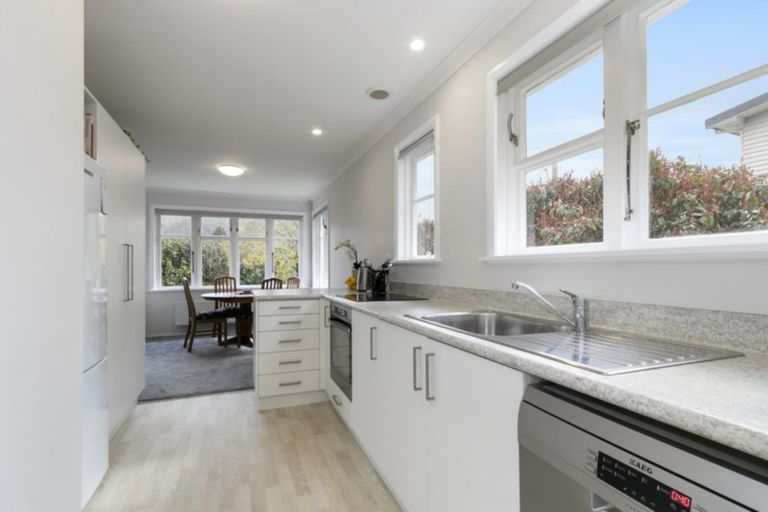 Photo of property in 15 Peel Place, Wainuiomata, Lower Hutt, 5014