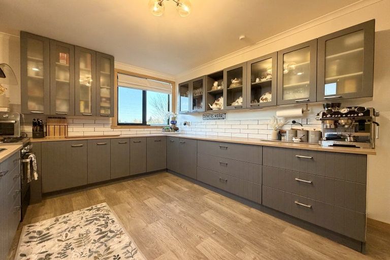 Photo of property in 154 Balmoral Drive, Tokoroa, 3420
