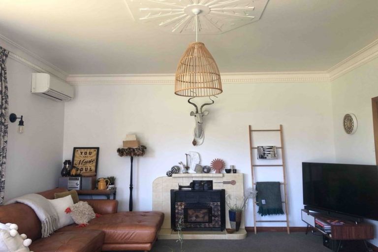 Photo of property in 7 Anzac Avenue, Onekawa, Napier, 4110