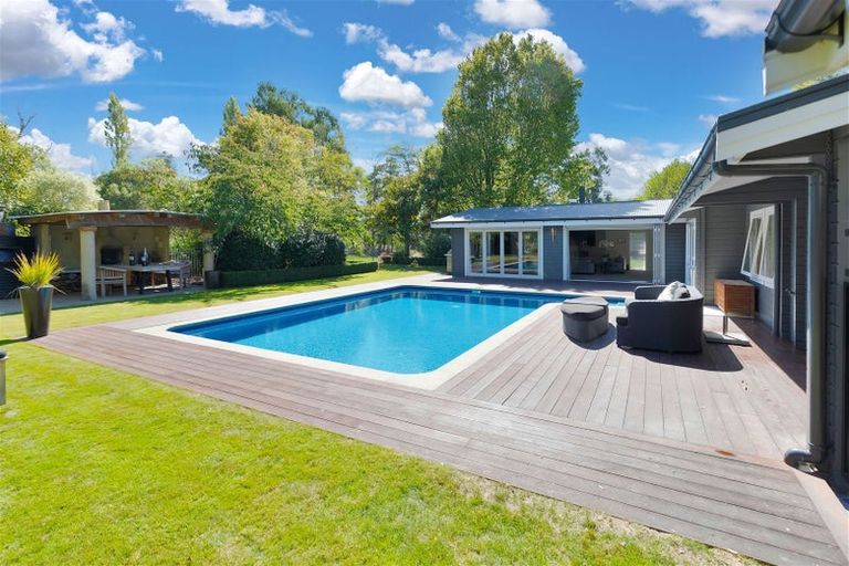 Photo of property in 56 Hodgsons Road, Loburn, Rangiora, 7472