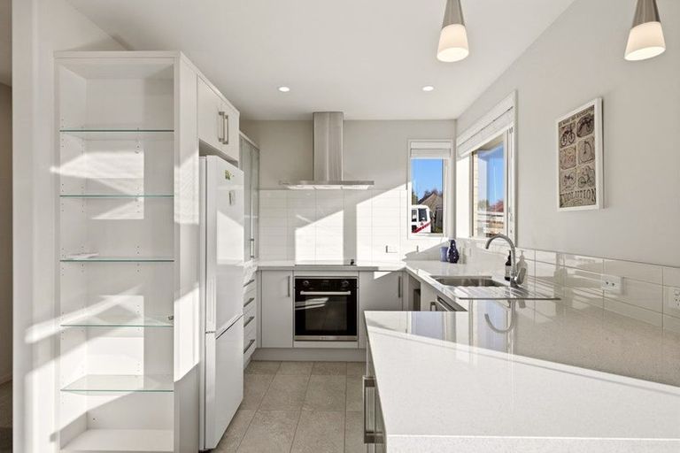 Photo of property in 1/166 Harewood Road, Papanui, Christchurch, 8053