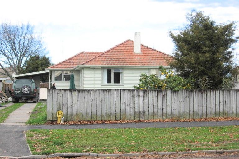Photo of property in 10a Hockin Place, Fairfield, Hamilton, 3214