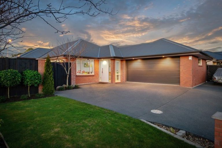 Photo of property in 28 Mcdermott Place, Halswell, Christchurch, 8025