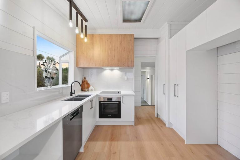 Photo of property in 20 Cherry Road, Bucklands Beach, Auckland, 2014