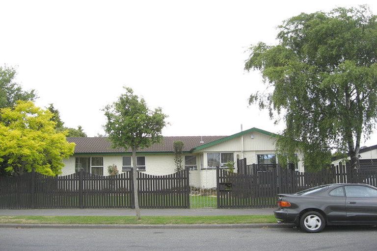 Photo of property in 51 Ashwood Street, Parklands, Christchurch, 8083