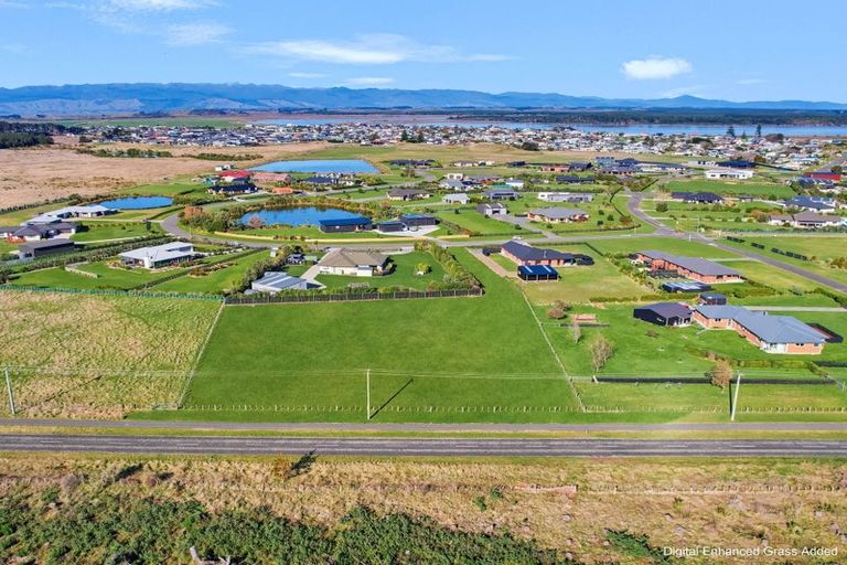 Photo of property in 3 Carex Grove, Foxton Beach, Foxton, 4815