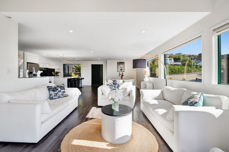 Photo of property in 57 Duncansby Road, Stanmore Bay, Whangaparaoa, 0932