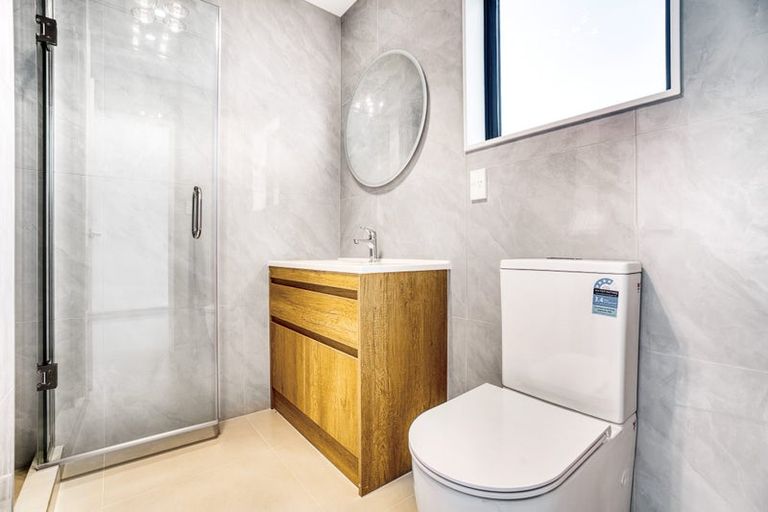 Photo of property in 10 Papai Lane, Massey, Auckland, 0614