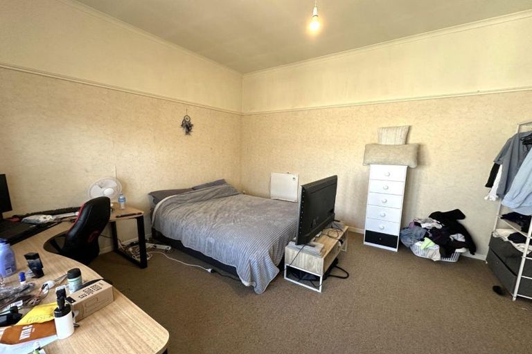 Photo of property in 11 Rolleston Street, Hokowhitu, Palmerston North, 4410