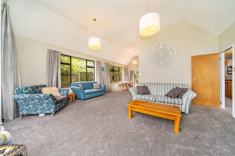 Photo of property in 19 Alleyne Court, Brown Owl, Upper Hutt, 5018
