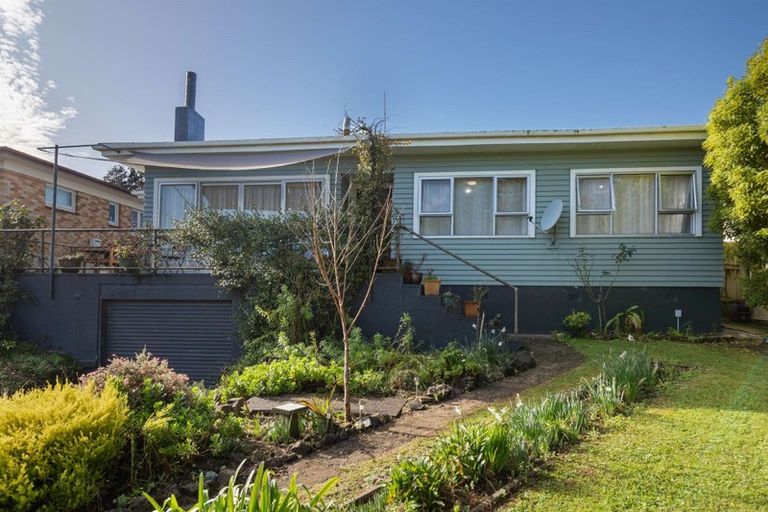 Photo of property in 15 Taylor Avenue, Paeroa, 3600