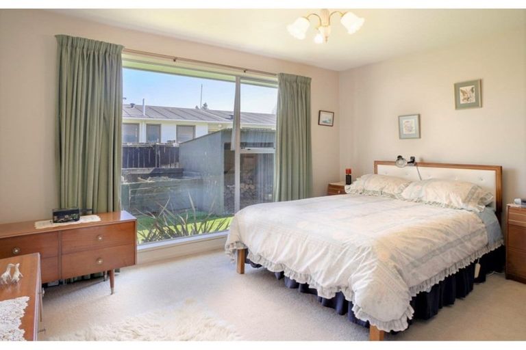 Photo of property in 79 Newnham Street, Rangiora, 7400