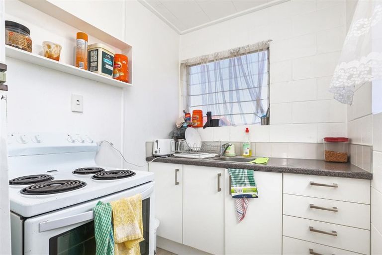 Photo of property in 226 Old Farm Road, Hamilton East, Hamilton, 3216