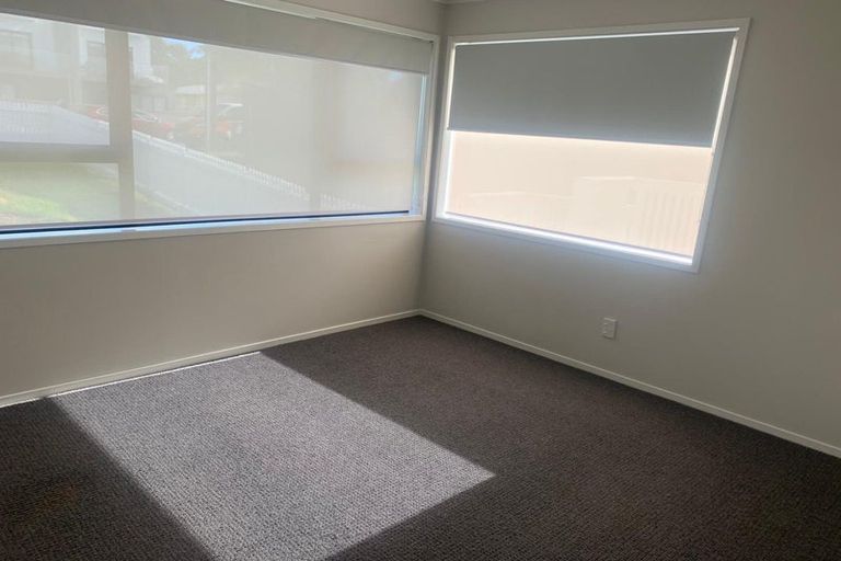 Photo of property in 26 Ranui Avenue, Ranui, Auckland, 0612