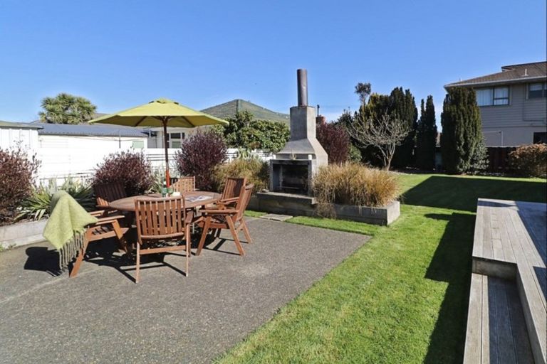 Photo of property in 5 Vogel Street, Waikiwi, Invercargill, 9810