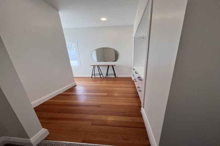 Photo of property in 2 Fairfield Road, Fairfield, Hamilton, 3214