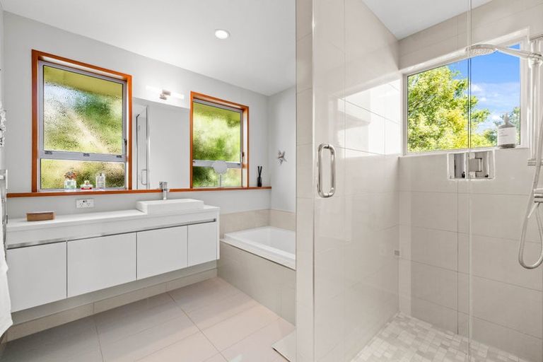 Photo of property in 178 Major Hornbrook Road, Mount Pleasant, Christchurch, 8081