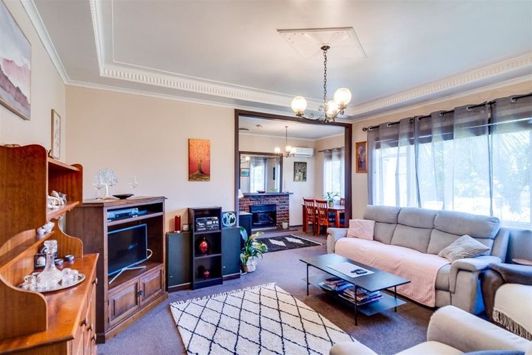 Photo of property in 10 Menin Road, Onekawa, Napier, 4110