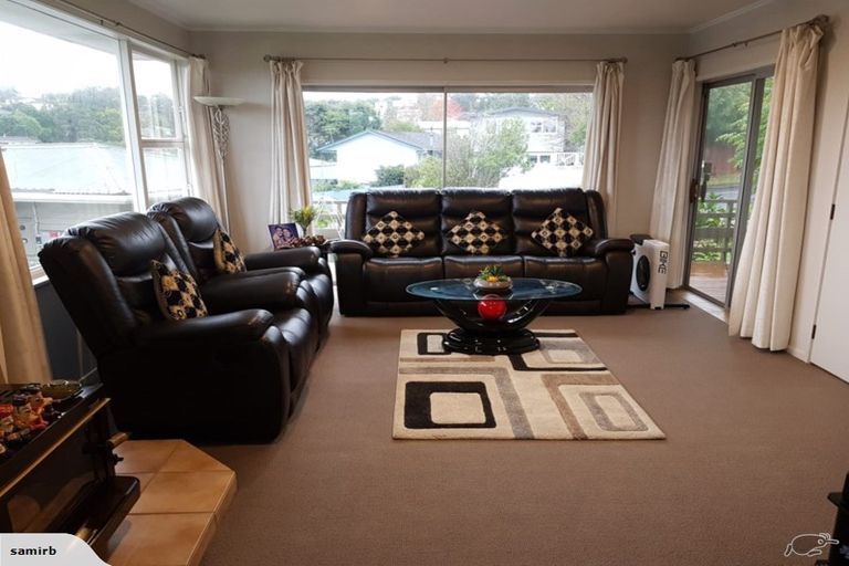 Photo of property in 27 Juniper Road, Sunnynook, Auckland, 0620