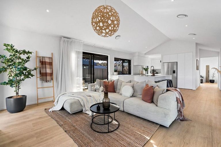 Photo of property in 35 Headley Drive, Lower Shotover, Queenstown, 9304