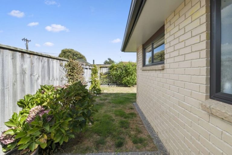 Photo of property in 20 Ian Peter Way, Otaki, 5512