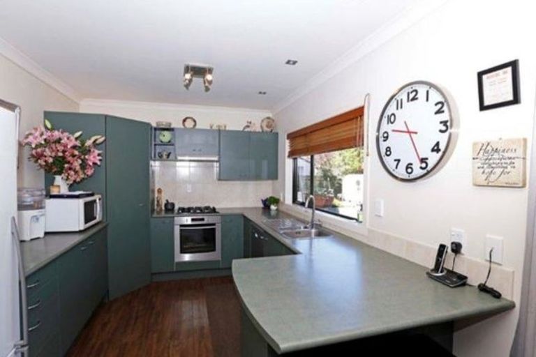 Photo of property in 21 Catalina Drive, Melville, Hamilton, 3206