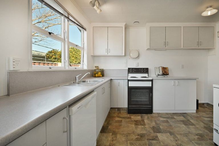 Photo of property in 612 Ballantyne Street, Frimley, Hastings, 4120