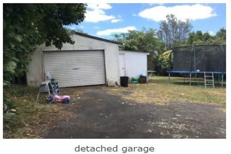 Photo of property in 10 Andrew Road, Howick, Auckland, 2010