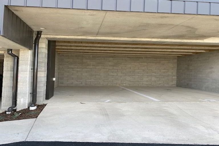 Photo of property in 7/52 High Street, Island Bay, Wellington, 6023