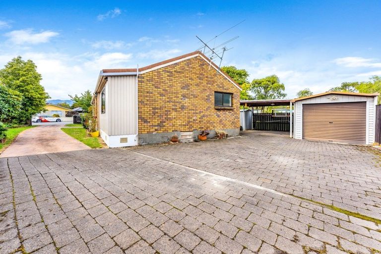 Photo of property in 65 Gibbons Street, Ebdentown, Upper Hutt, 5018