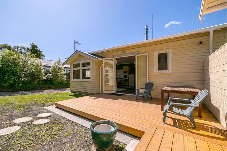 Photo of property in 39a Watt Street, Featherston, 5710