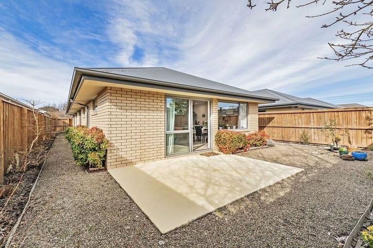 Photo of property in 16 Venerable Terrace, Yaldhurst, Christchurch, 8042