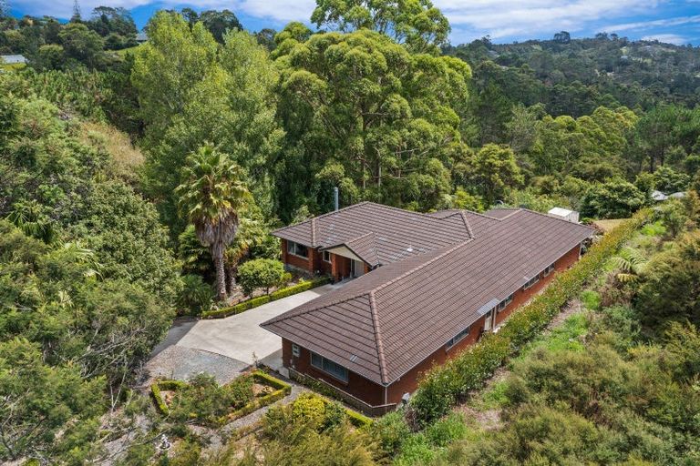 Photo of property in 190d Lonely Track Road, Dairy Flat, 0632