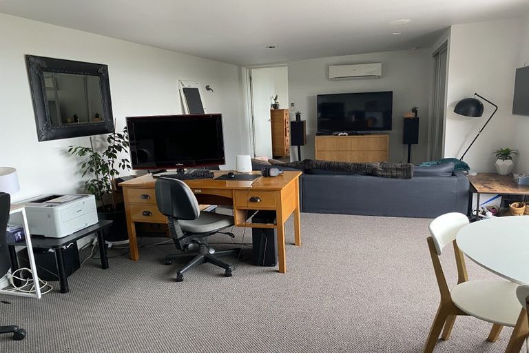 Photo of property in 24 Rapanui Ridge, Redcliffs, Christchurch, 8081