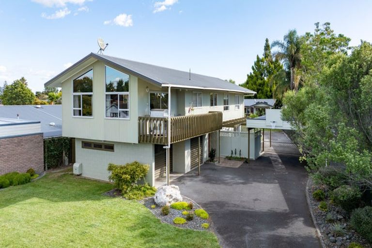 Photo of property in 17 Bernard Street, Chedworth, Hamilton, 3210