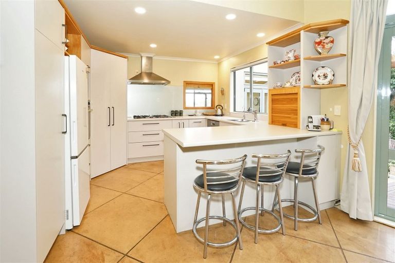 Photo of property in 11 Strata View, Western Heights, Hamilton, 3200