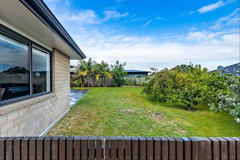 Photo of property in 3 Cessna Lane, Glen Avon, New Plymouth, 4312