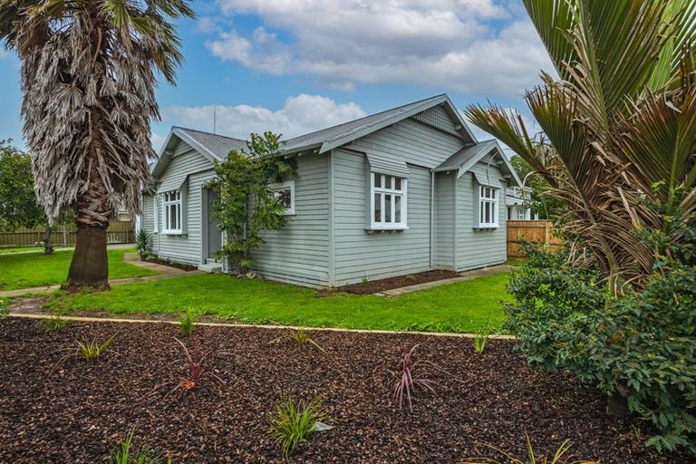 Photo of property in 6 Keith Street, Roslyn, Palmerston North, 4414