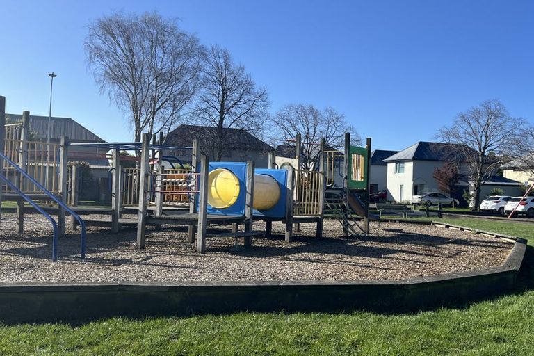 Photo of property in 3/2 Leamington Street, Addington, Christchurch, 8024