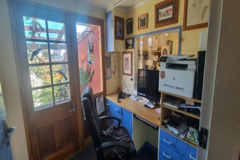 Photo of property in 3a Mcleavey Road, Ohau, Levin, 5570