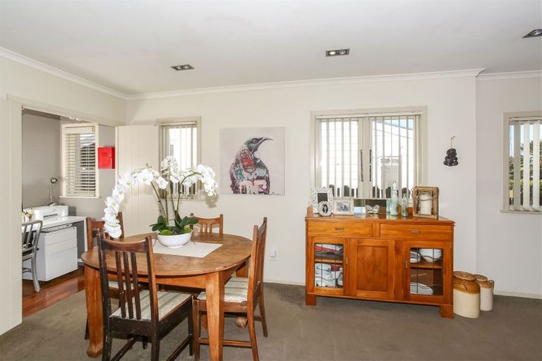 Photo of property in 247 Victoria Street West, Pukekohe, 2120