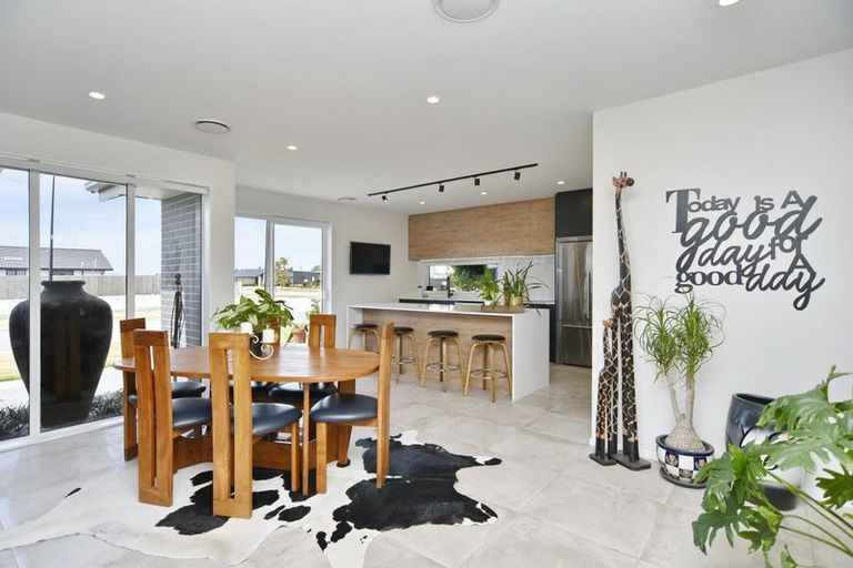 Photo of property in 1 Tara Crescent, Woodend, 7610