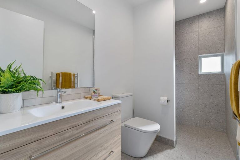 Photo of property in 1/24 Pickering Crescent, Chedworth, Hamilton, 3210