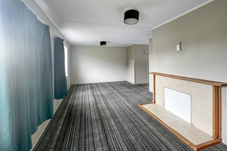 Photo of property in 34-40 Farnham Avenue, Highbury, Palmerston North, 4412