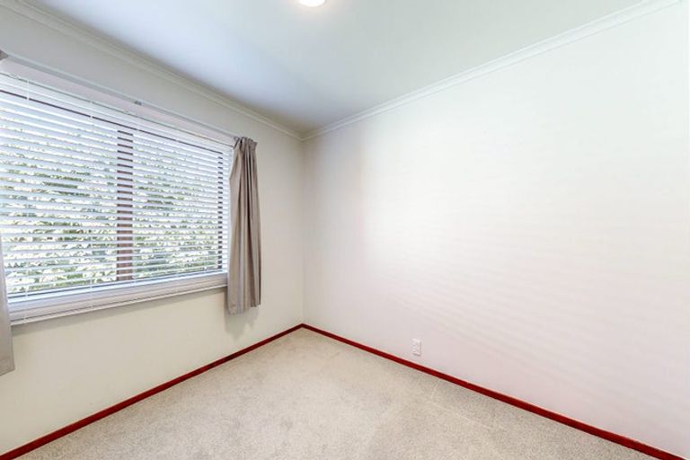 Photo of property in 14b Pohutukawa Drive, Owhata, Rotorua, 3010