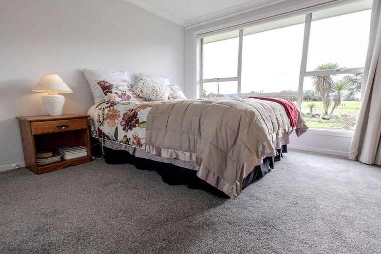 Photo of property in 390 Robertson Road, Harihari, 7884
