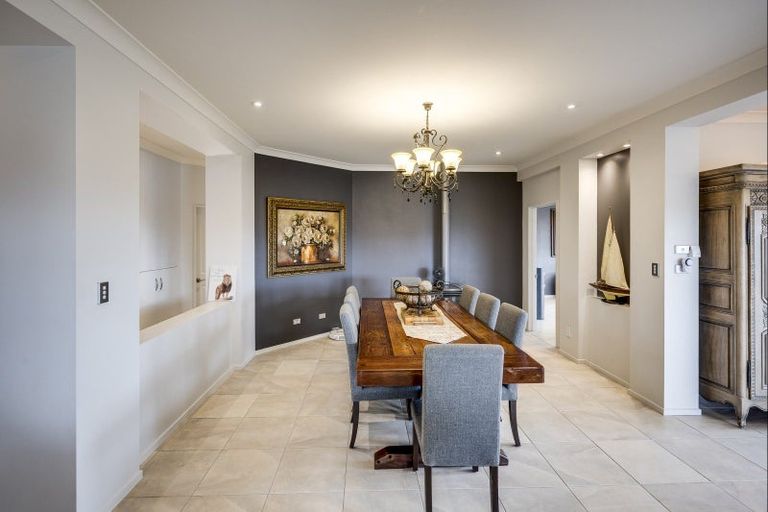 Photo of property in 2 The Croft, Havelock North, 4130