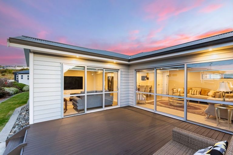 Photo of property in 41 John Burke Drive, Aotea, Porirua, 5024