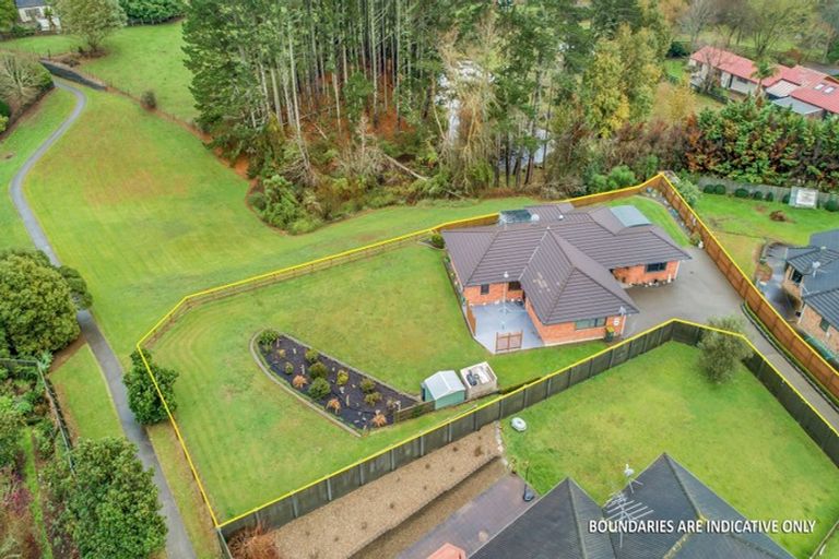 Photo of property in 7 Lough Bourne Drive, Pukekohe, 2120
