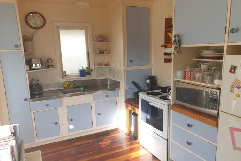 Photo of property in 36 Moa Point Road, Moa Point, Wellington, 6022